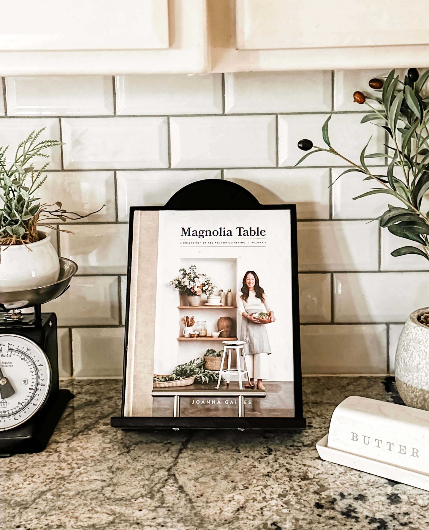 Clean and Simple Minimalist Black Cookbook Holder