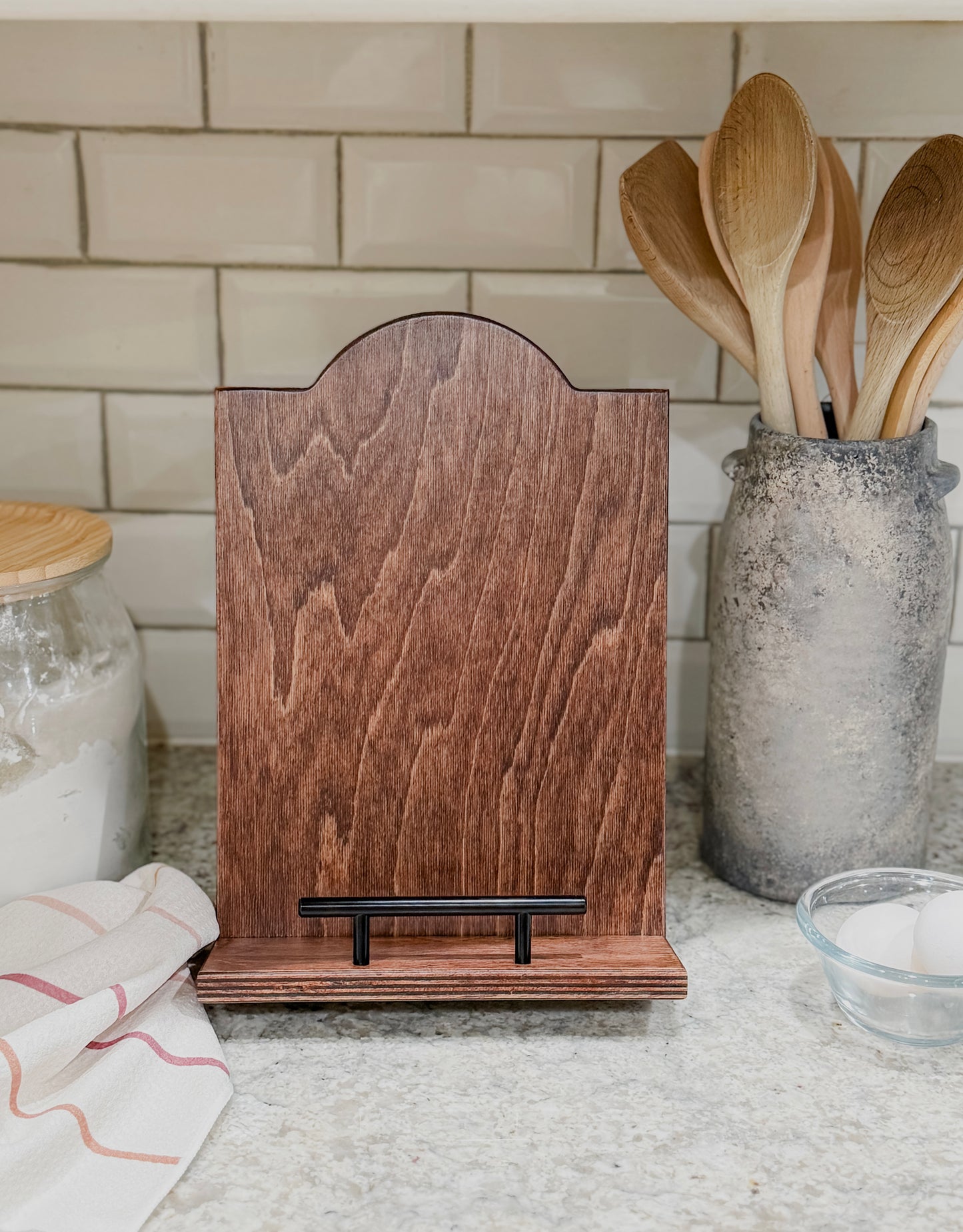 Clean and Simple Minimalist Red Oak Stain Cookbook Holder