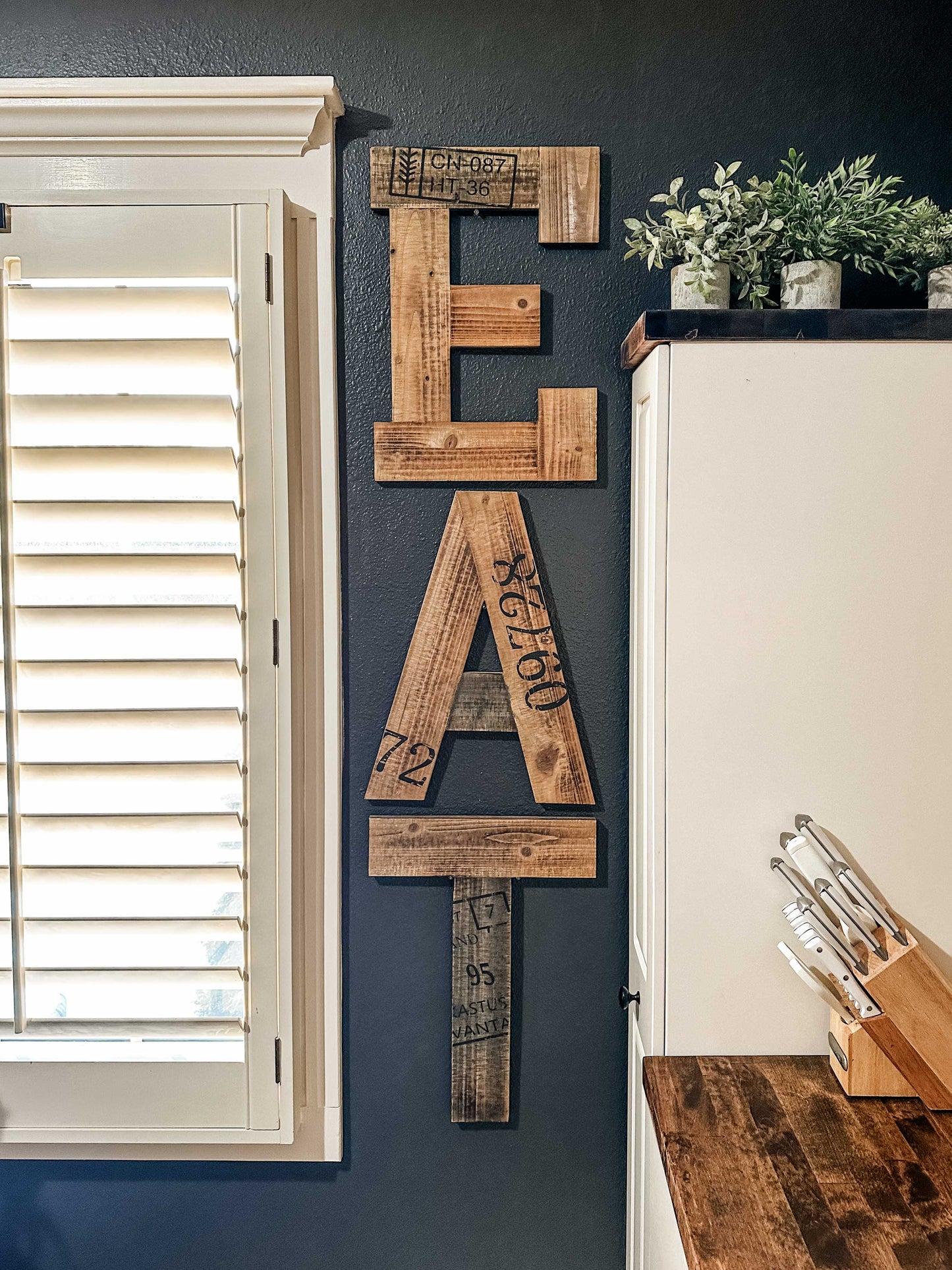 Large "EAT" Wall Sign
