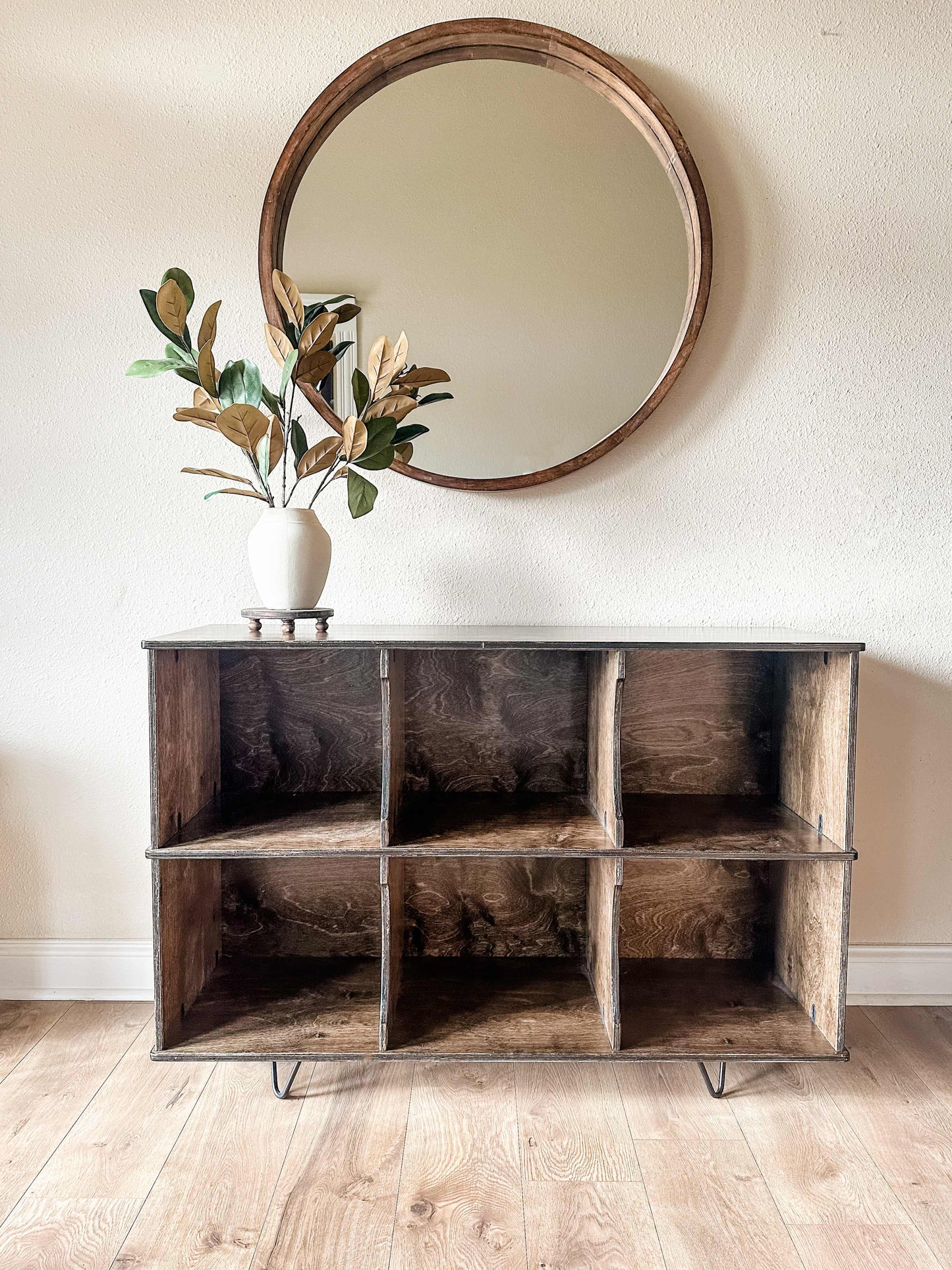 Entryway Credenza in Dark Brown (6 Compartments)