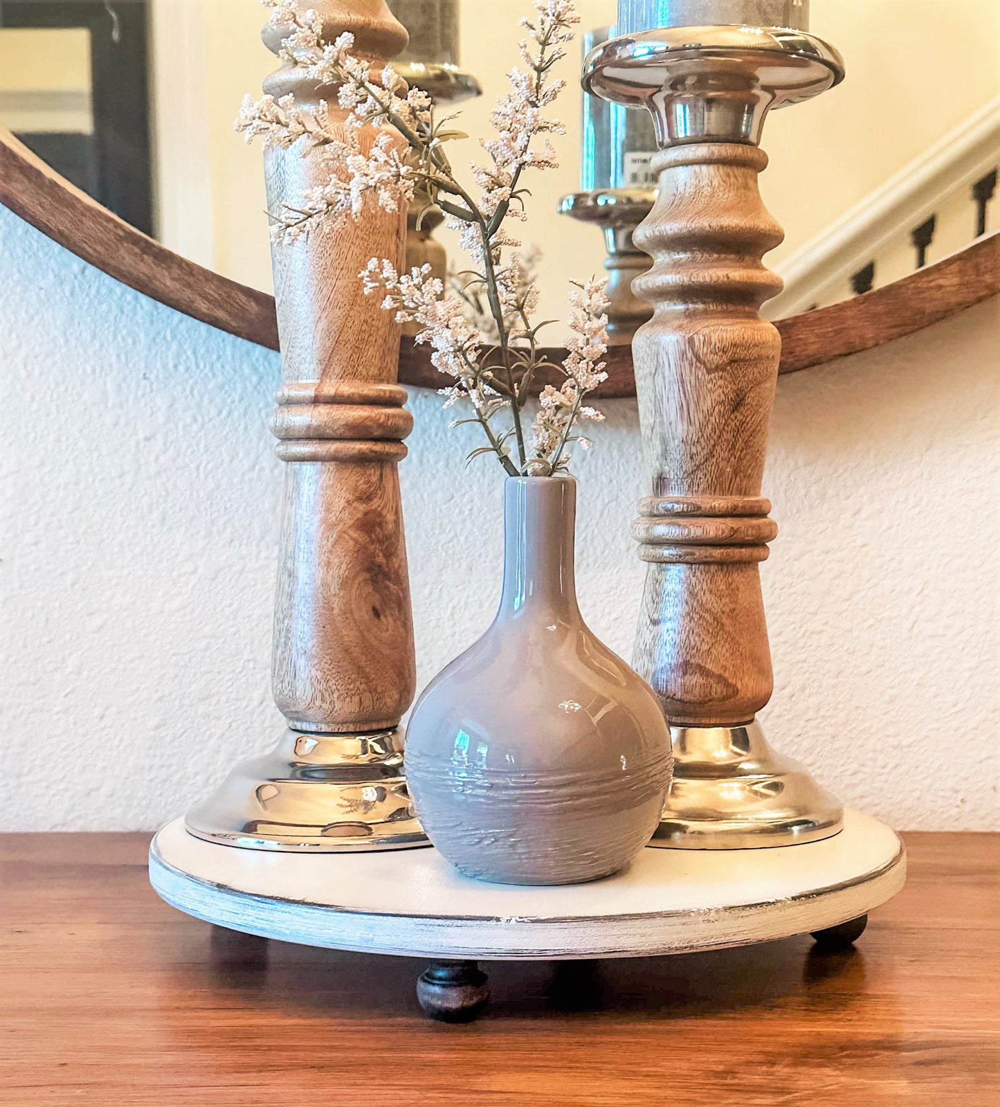 Round Riser in Distressed Ivory