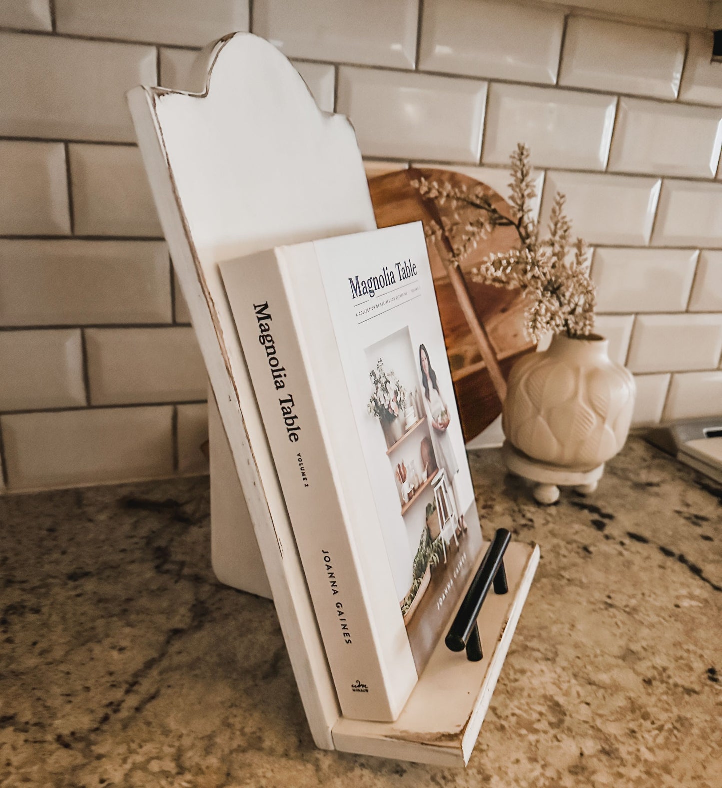 Farmhouse Cookbook Holder, Ivory Distressed