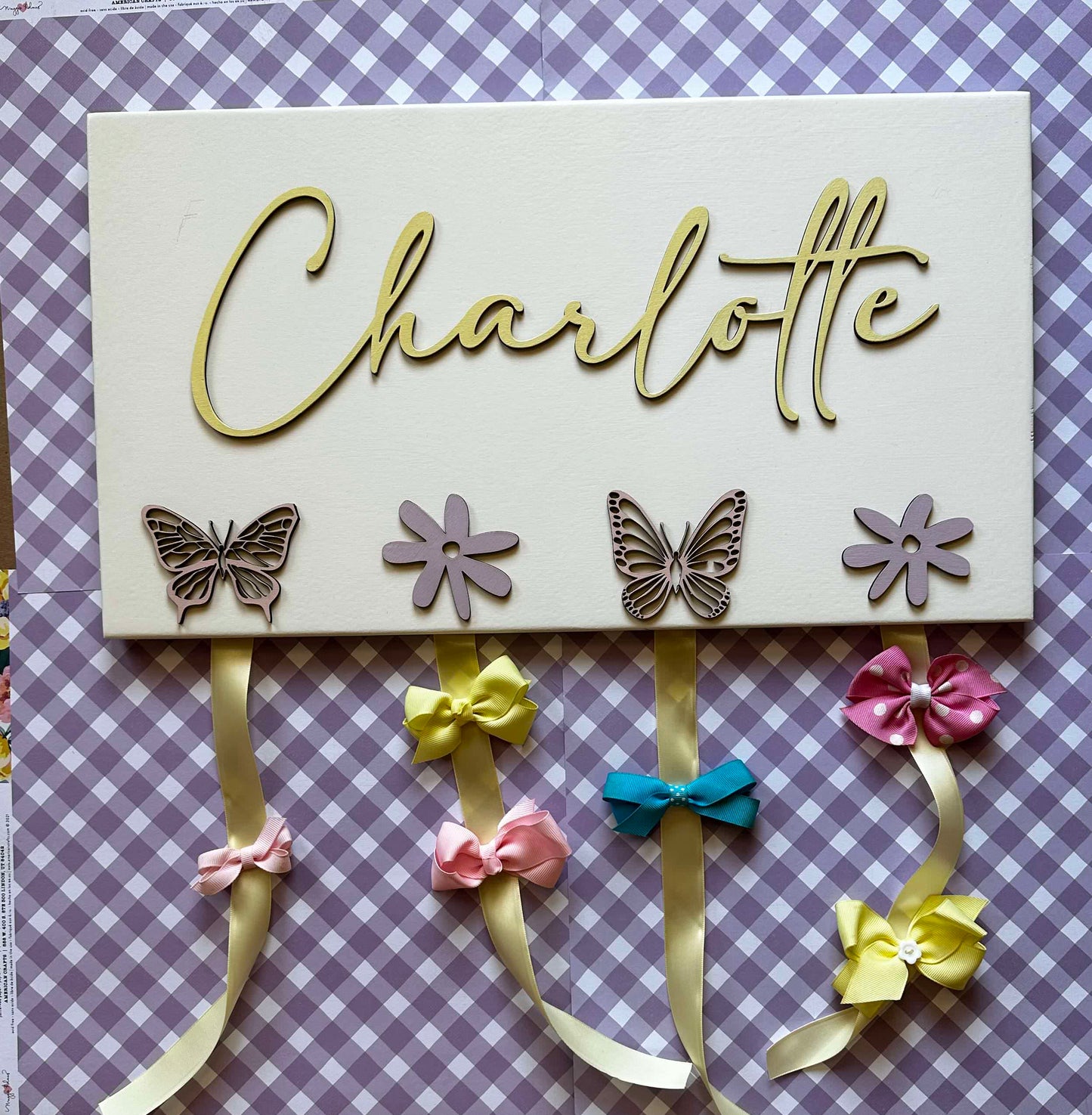 Engraved Pastel Bow Holder, "Charlotte"