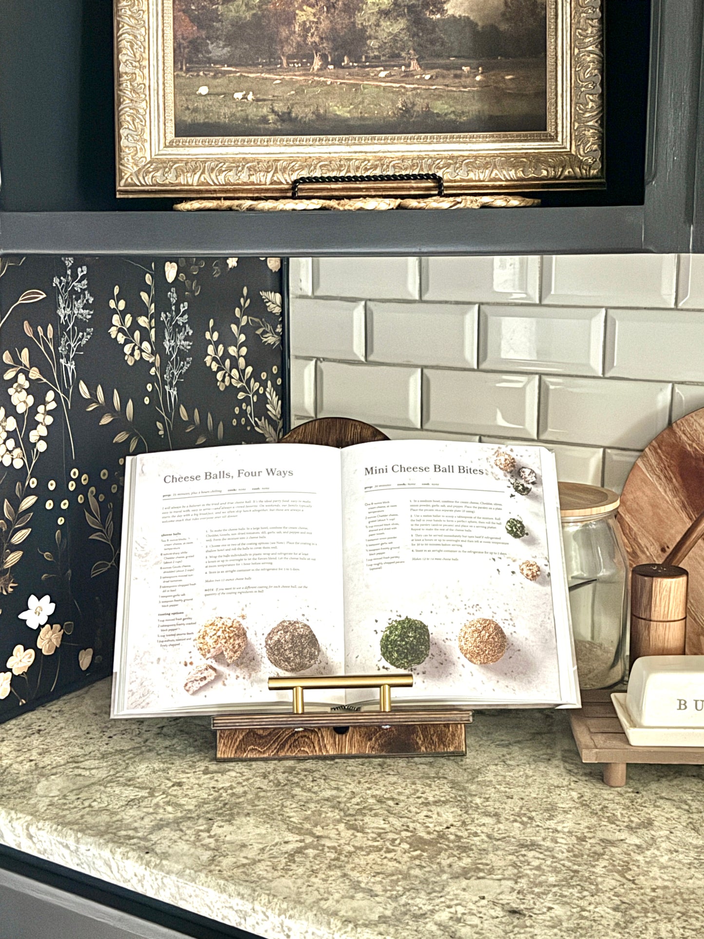 Personalized Initial and Name Cookbook Stand - Stella