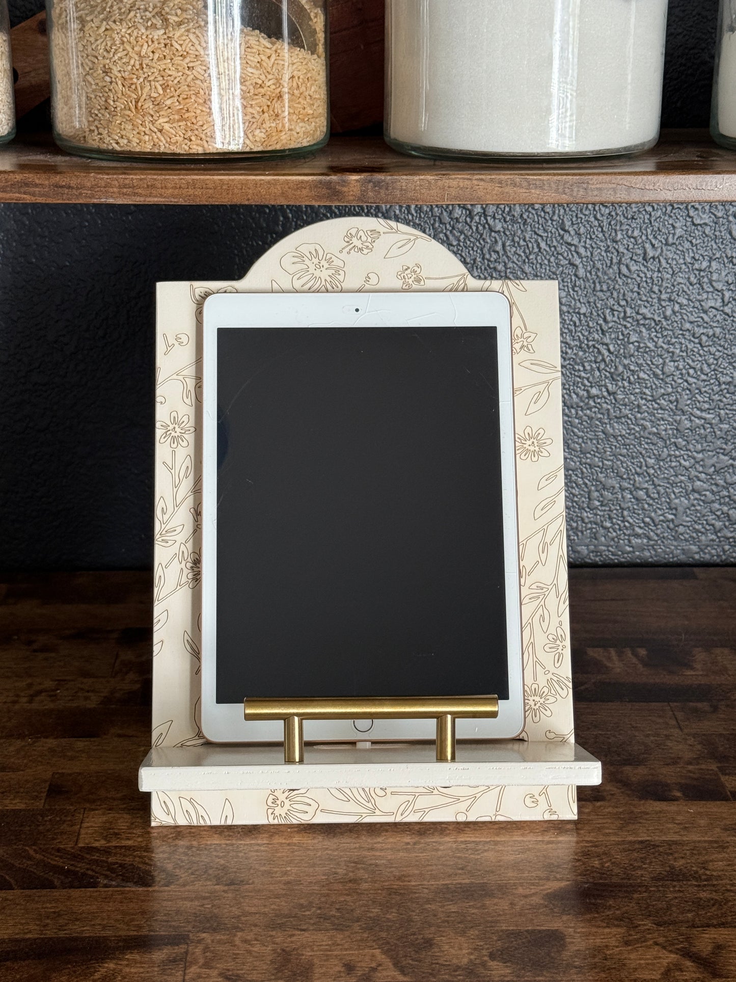 Engraved Floral Pattern Cookbook Holder, Ivory Painted