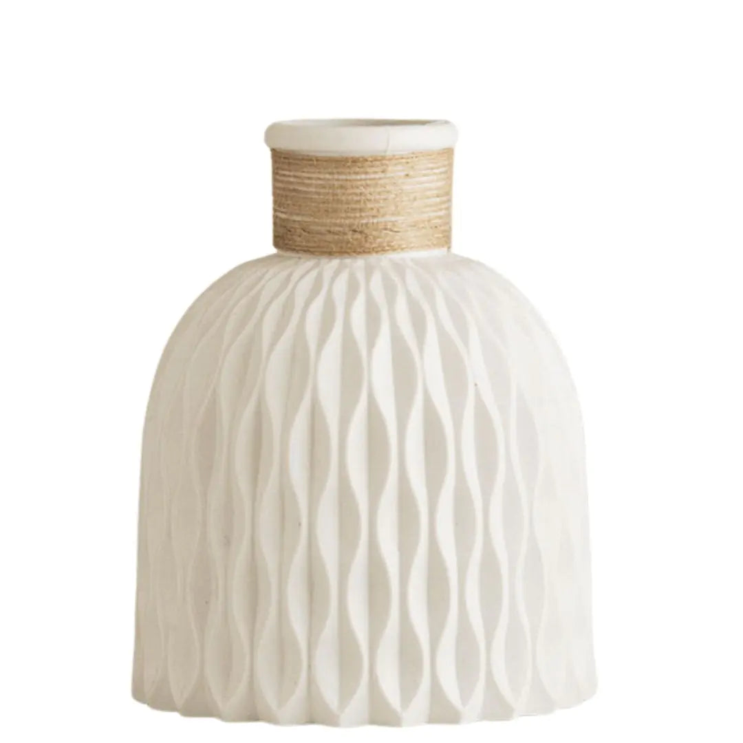 Fluted vase in cream