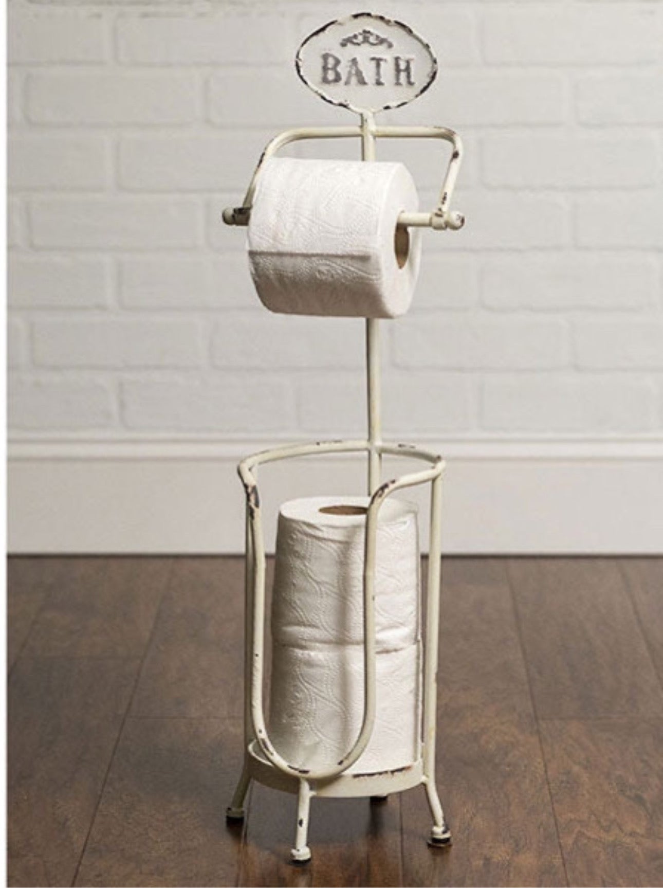 Chippy Vintage Toilet Paper Holder