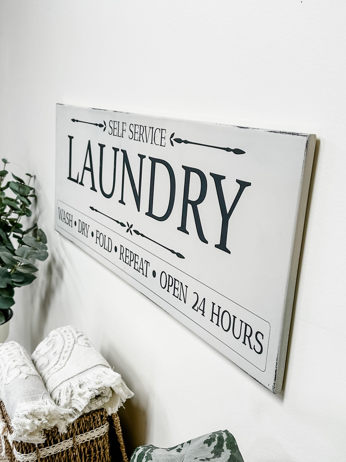 Laundry Wall Sign