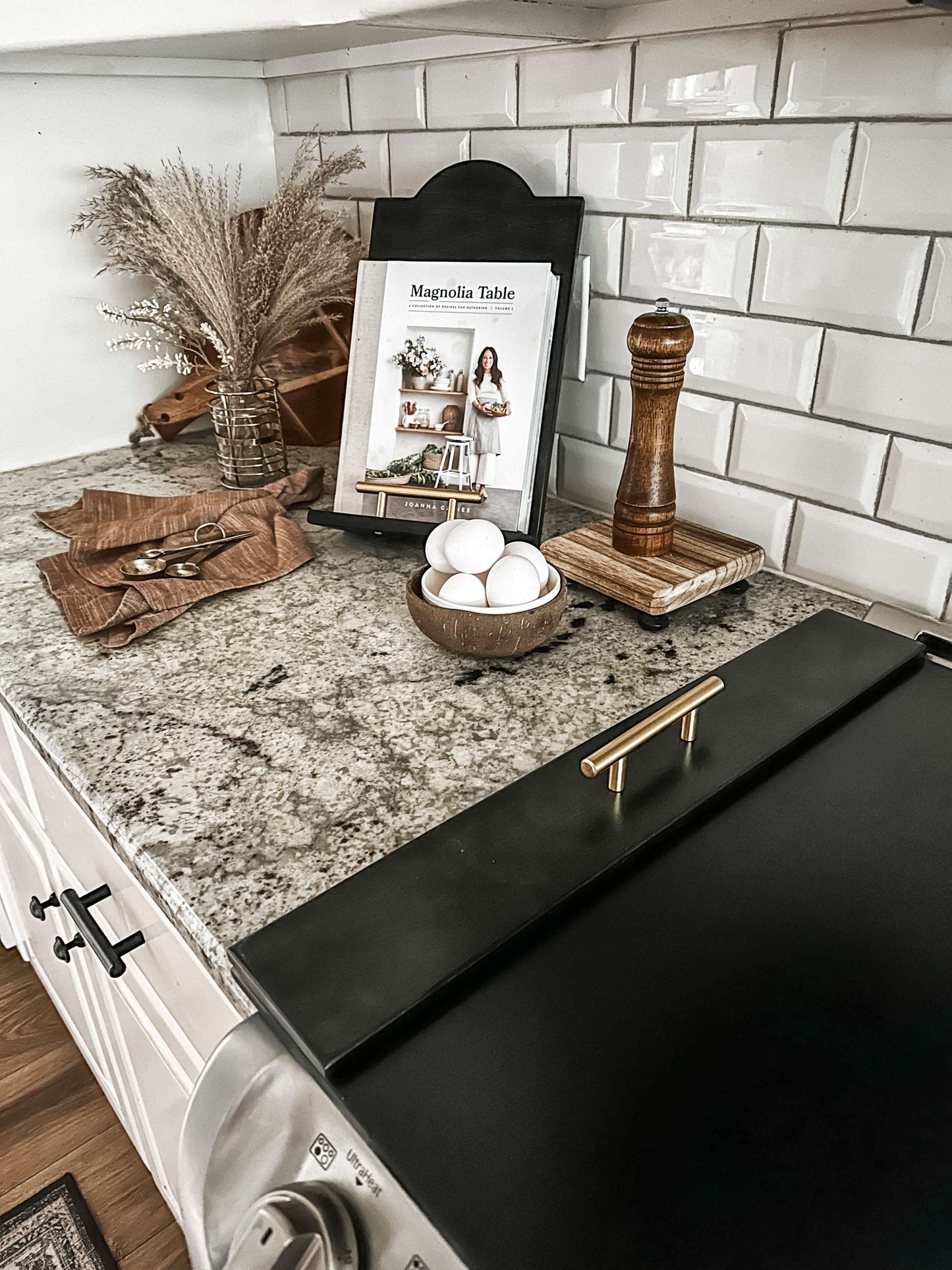 Clean and Simple Minimalist Black Cookbook Holder