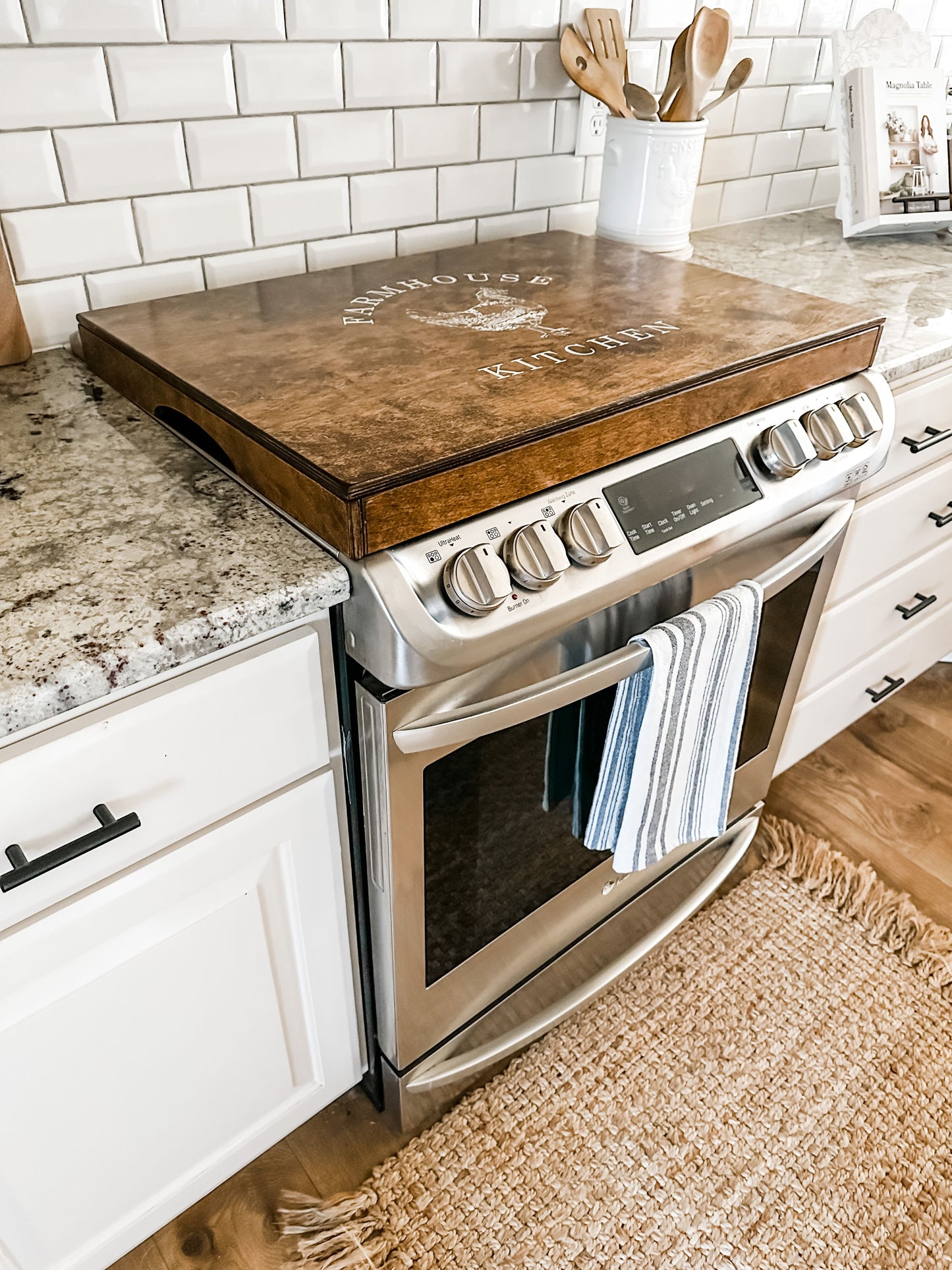 "Farmhouse Kitchen" Stove Cover, Warm Brown