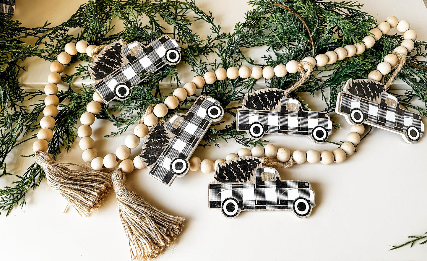 Black Farmhouse Plaid Truck Garland