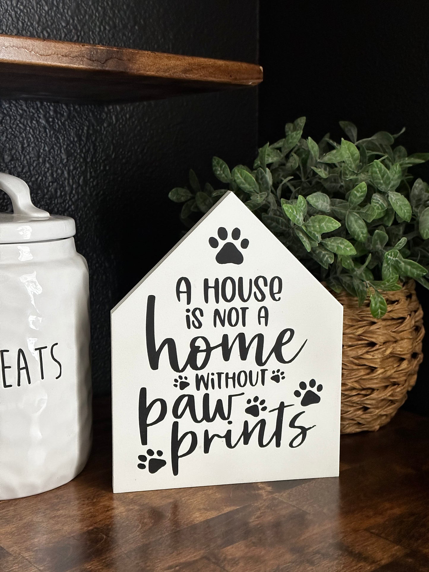 Paw Prints sign