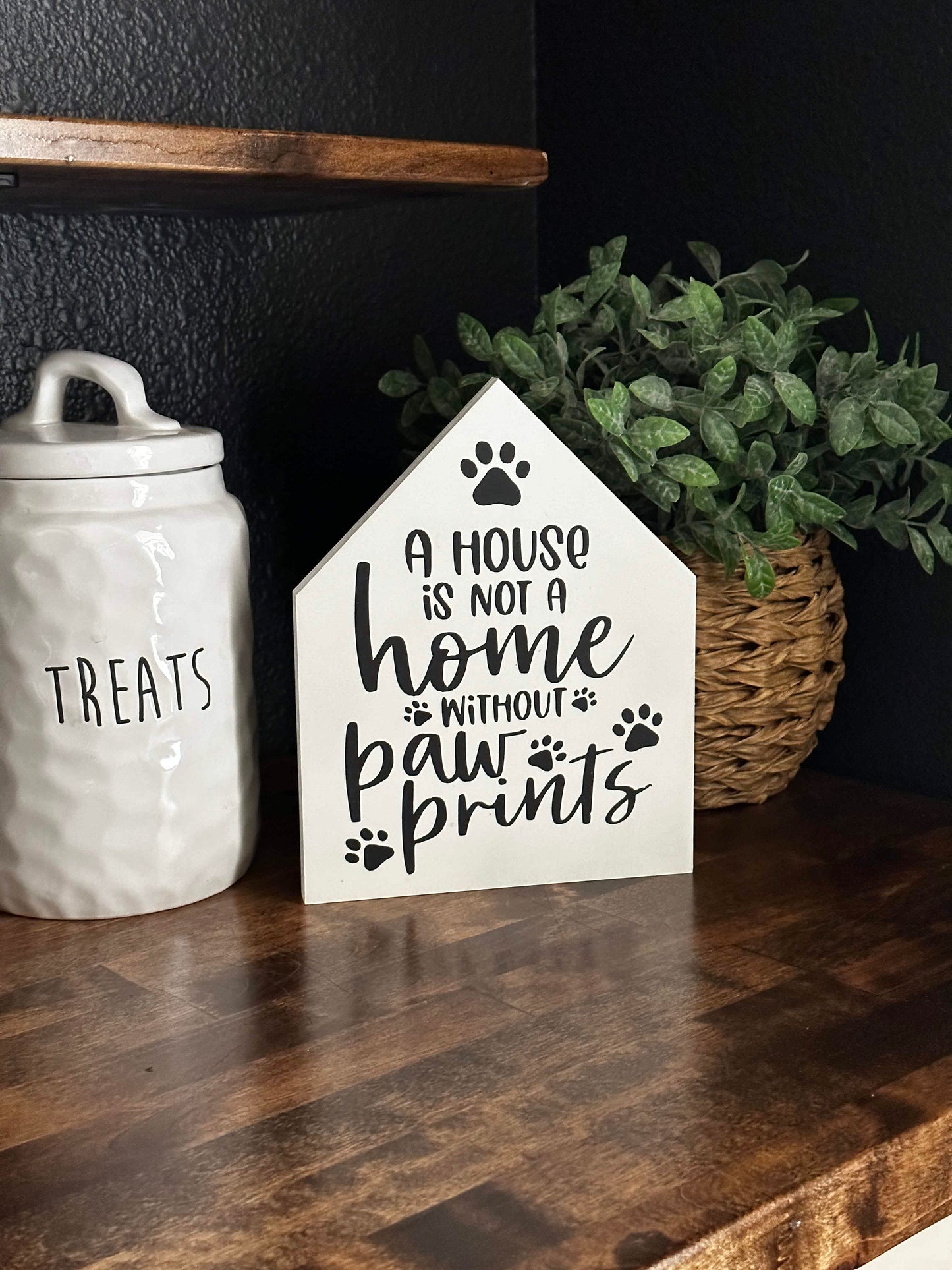 Paw Prints sign